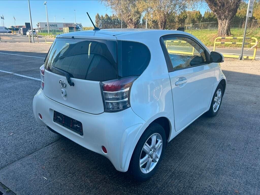 toyota-iq-10i-airco-113000km-big-5