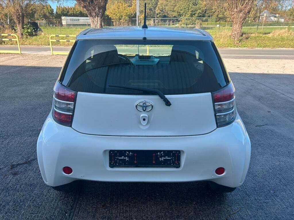 toyota-iq-10i-airco-113000km-big-3