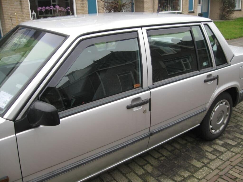 zijwindschermen-volvo-pasvorm-tbv-oa-940-v70-c30-v40-cx70-big-0