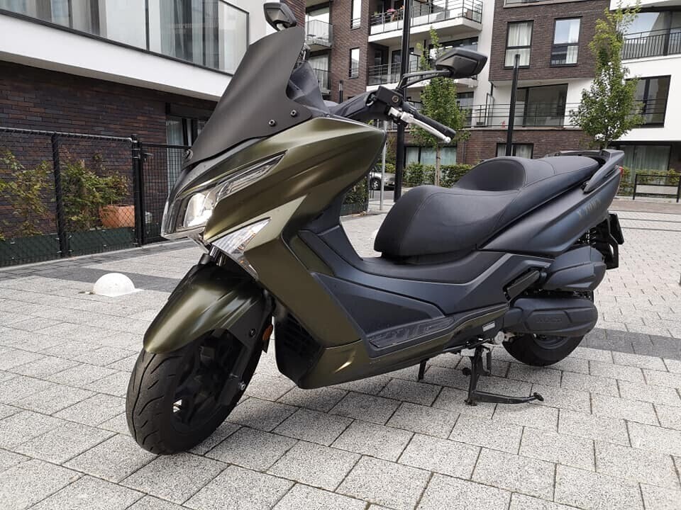 kymco-xtown-125-edition-speciale-reserve-big-6