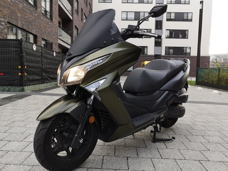 kymco-xtown-125-edition-speciale-reserve-big-1