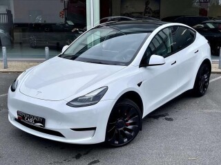 Tesla Model Y PERFORMANCE TREKHAAK SLECHTS : 12.996 km