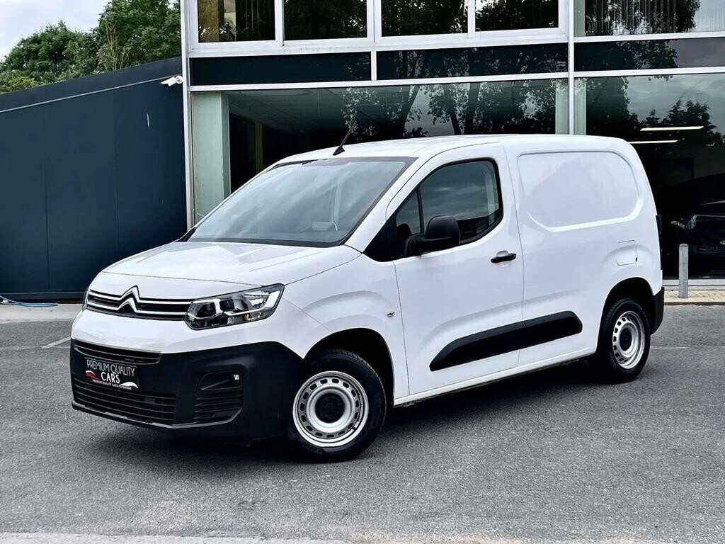 citroen-berlingo-14008-btw-navi-dab-pdc-2zit-big-0