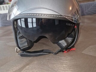 Casque pour trottinette taille LS.