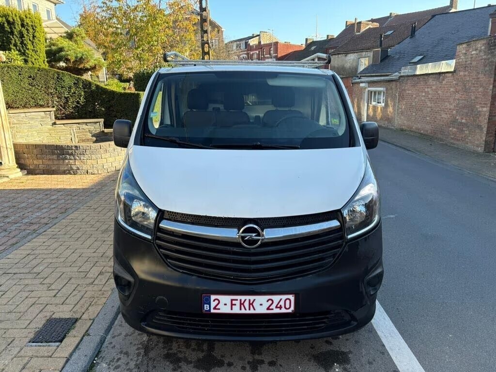 opel-vivaro-tva-recuperable-21-big-3