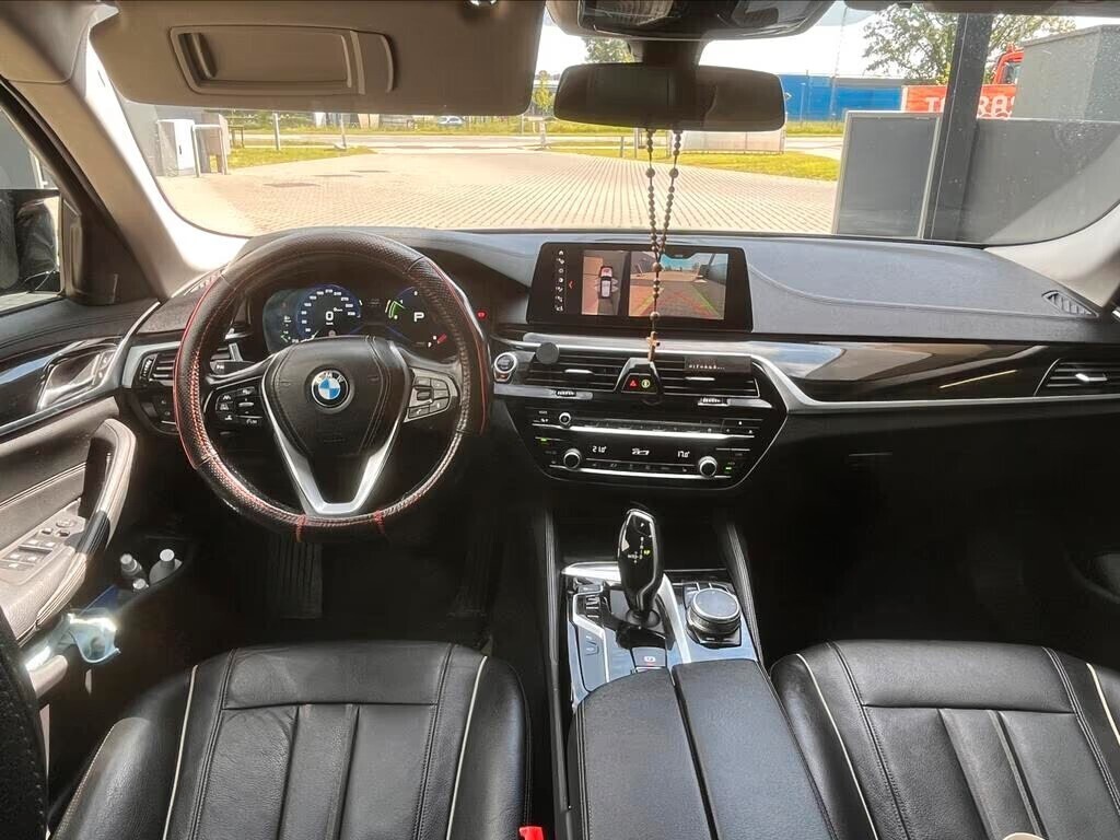 bmw-520-gamme-de-luxe-2019190-ch-big-3