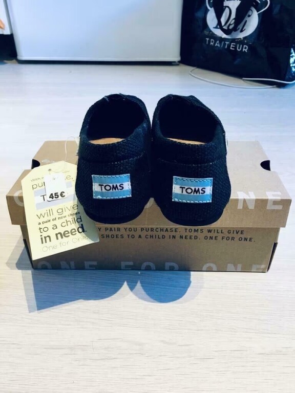 toms-pointure-36-12-35eur-neuves-livraison-bruxelles-big-1