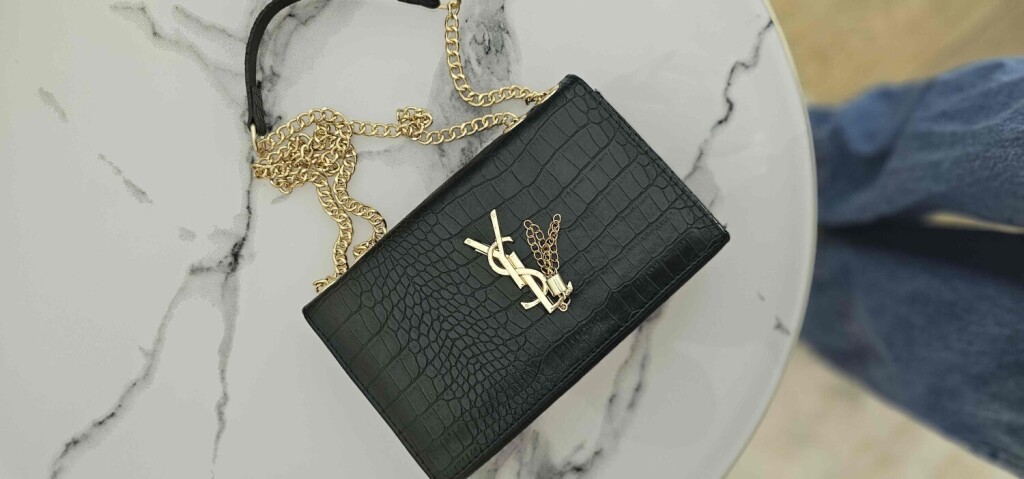 ysl-saint-laurent-sac-a-main-11-noire-new-big-0