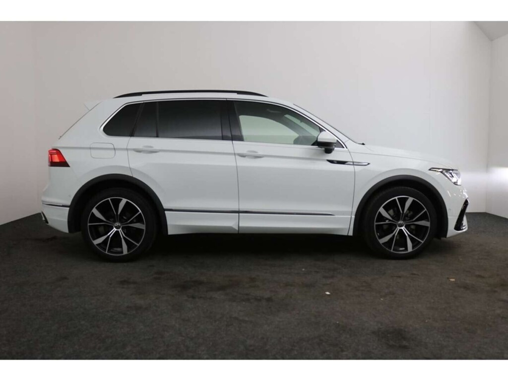 volkswagen-tiguan-15-tsi-r-line-dsg-pano-dakledgpscarplaydabse-big-3