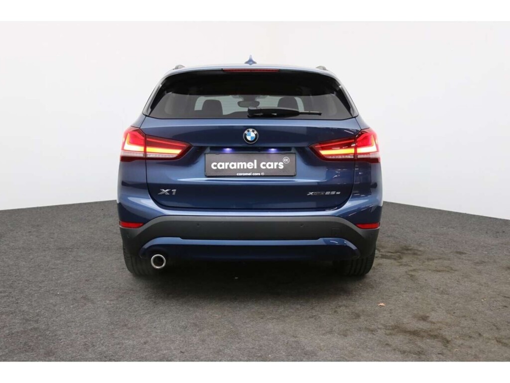 bmw-x1-15-phev-plug-in-hybride-btw-aftrekbaarlederdab-big-3