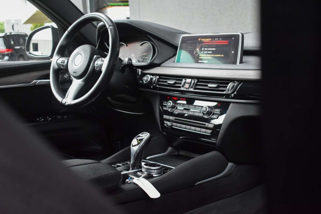 bmw-x6-m-m50-das-zetelverwarming-camera-big-9