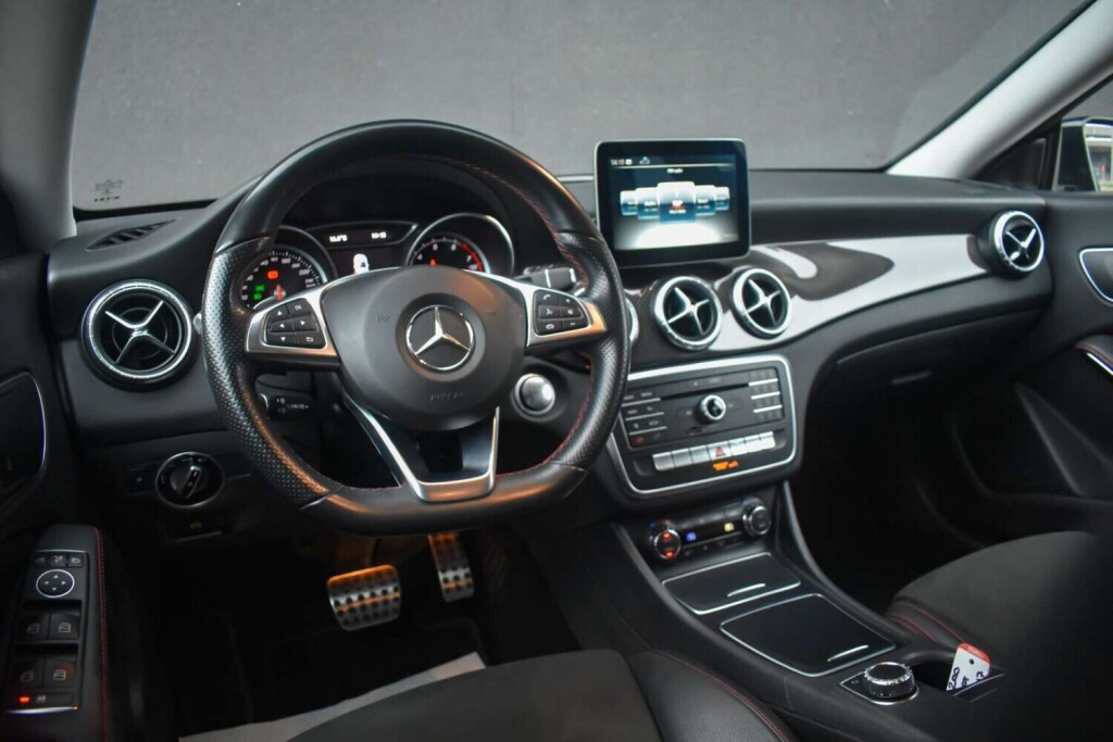 mercedes-benz-cla-200-amg-automatic-shooting-break-big-8