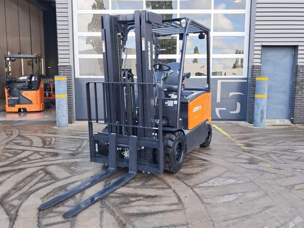 doosan-b25x-7-plus-big-0