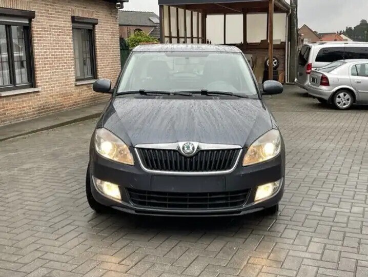 skoda-fabia-12tdi-euro5-5-deurs-airco-big-2