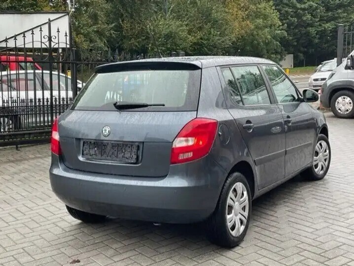 skoda-fabia-12tdi-euro5-5-deurs-airco-big-4