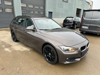 BMW 316 Touring d pdc navi clima cruise zie foto's gekeurd