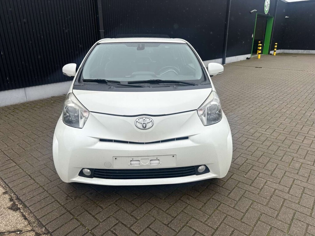 toyota-iq-133i-vvt-i-premium-multidrive-1-owner-automatic-big-2