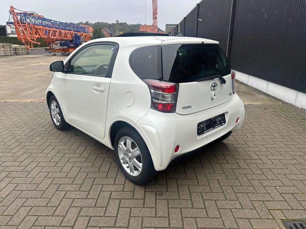 toyota-iq-133i-vvt-i-premium-multidrive-1-owner-automatic-big-5