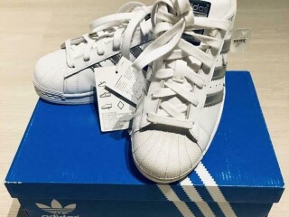 Adidas Superstar * Pointure 36 * 55€ * NEUVES * Livraison BX