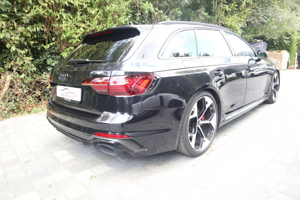 audi-rs4-lichte-vracht-1492pm-renting-voor-professionelen-big-7