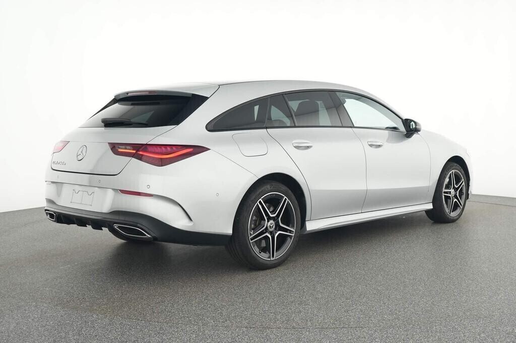 mercedes-benz-cla-klasse-250-e-shooting-brake-amg-line-tre-big-5