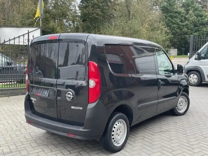 opel-combo-bwjr-2018-euro6-eur7500bxt-big-3