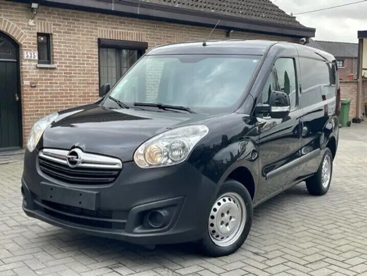 opel-combo-bwjr-2018-euro6-eur7500bxt-big-0