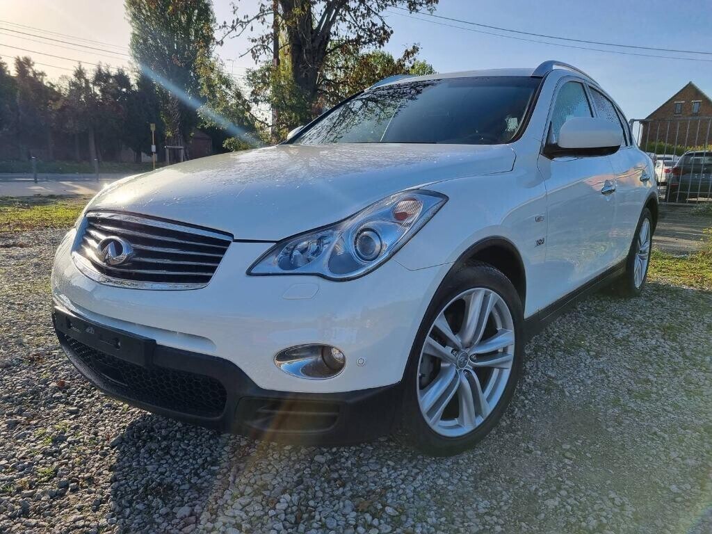 infiniti-qx50-30d-v6-239cv-83000km-cuir-gps-airco-jantes-al-big-0