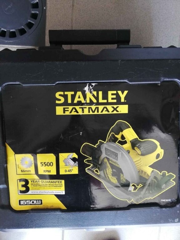 scie-circulaire-stanley-fatmax-big-1