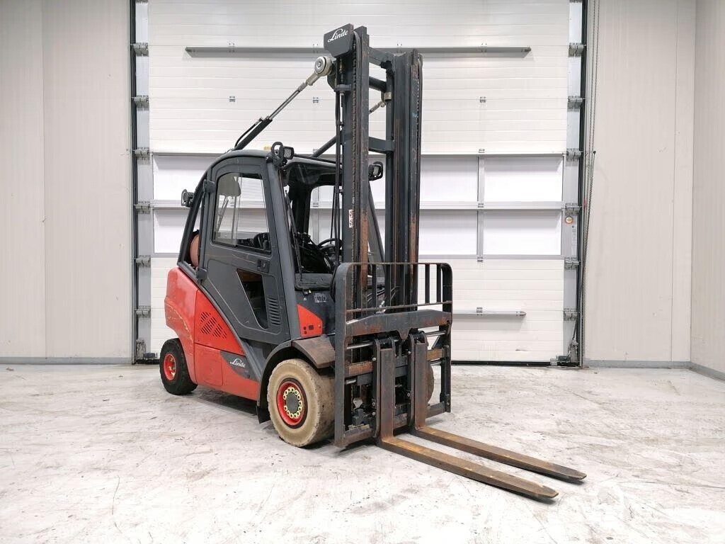 linde-h30tcng-02-big-2