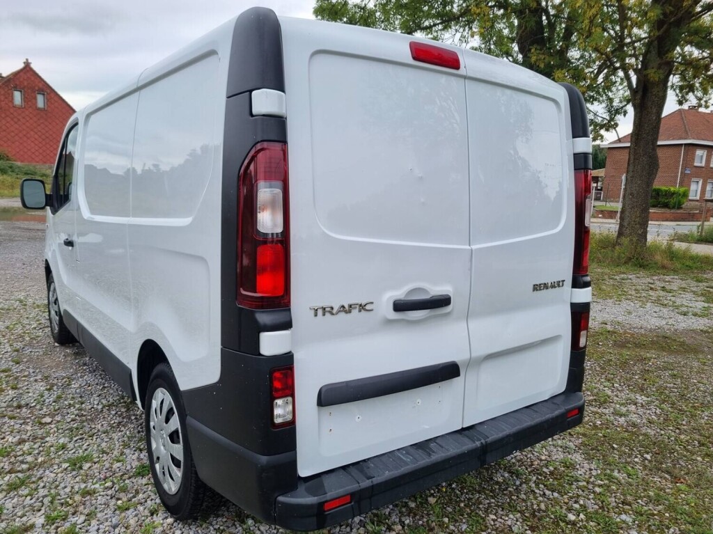 renault-trafic-102018-l1h1-89000km-16dci-95cv-70kw-airco-big-3