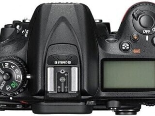 nikon-d7200-body-lens-separately-available-big-3