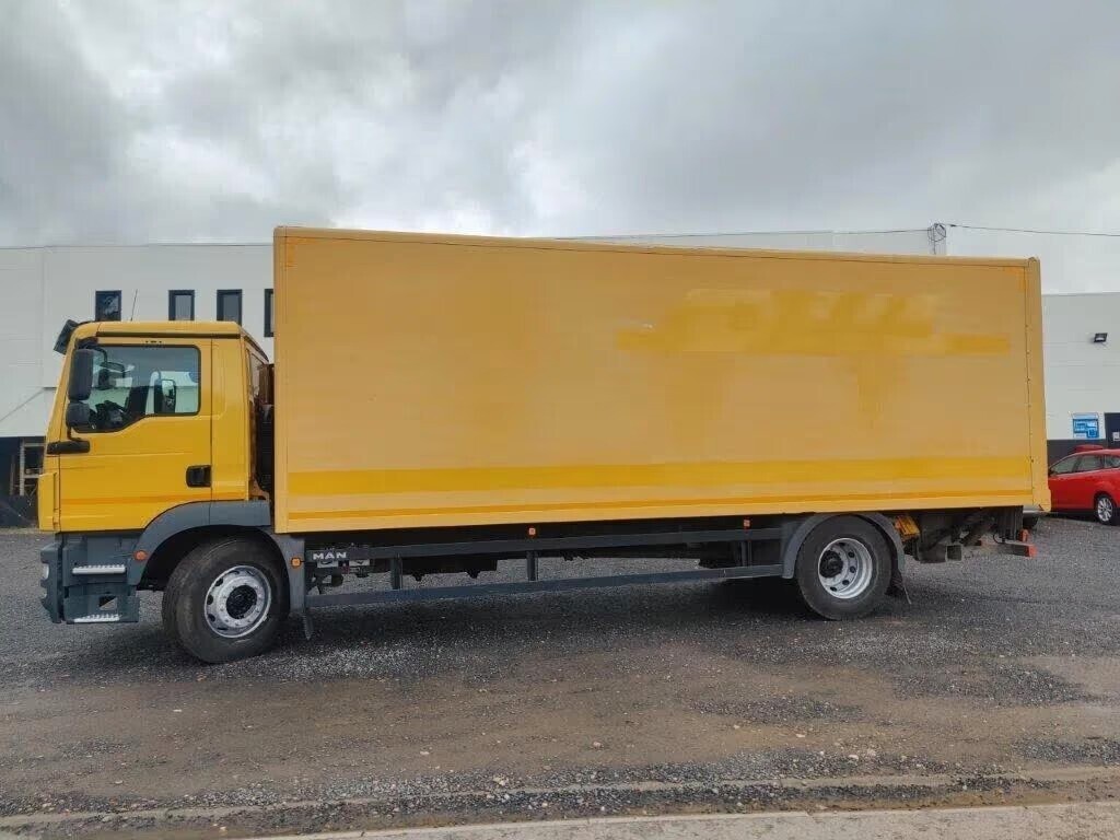 man-tgm-18250-euro-6-boxtruck-big-9