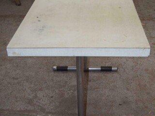 Table de cuisine vintage formica